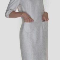 vestido recto con mangas y bolsillos
