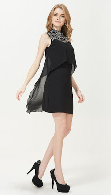 vestido con crop top con vuelo