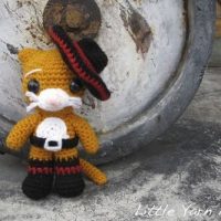 patrón amigurimi el gato con botas